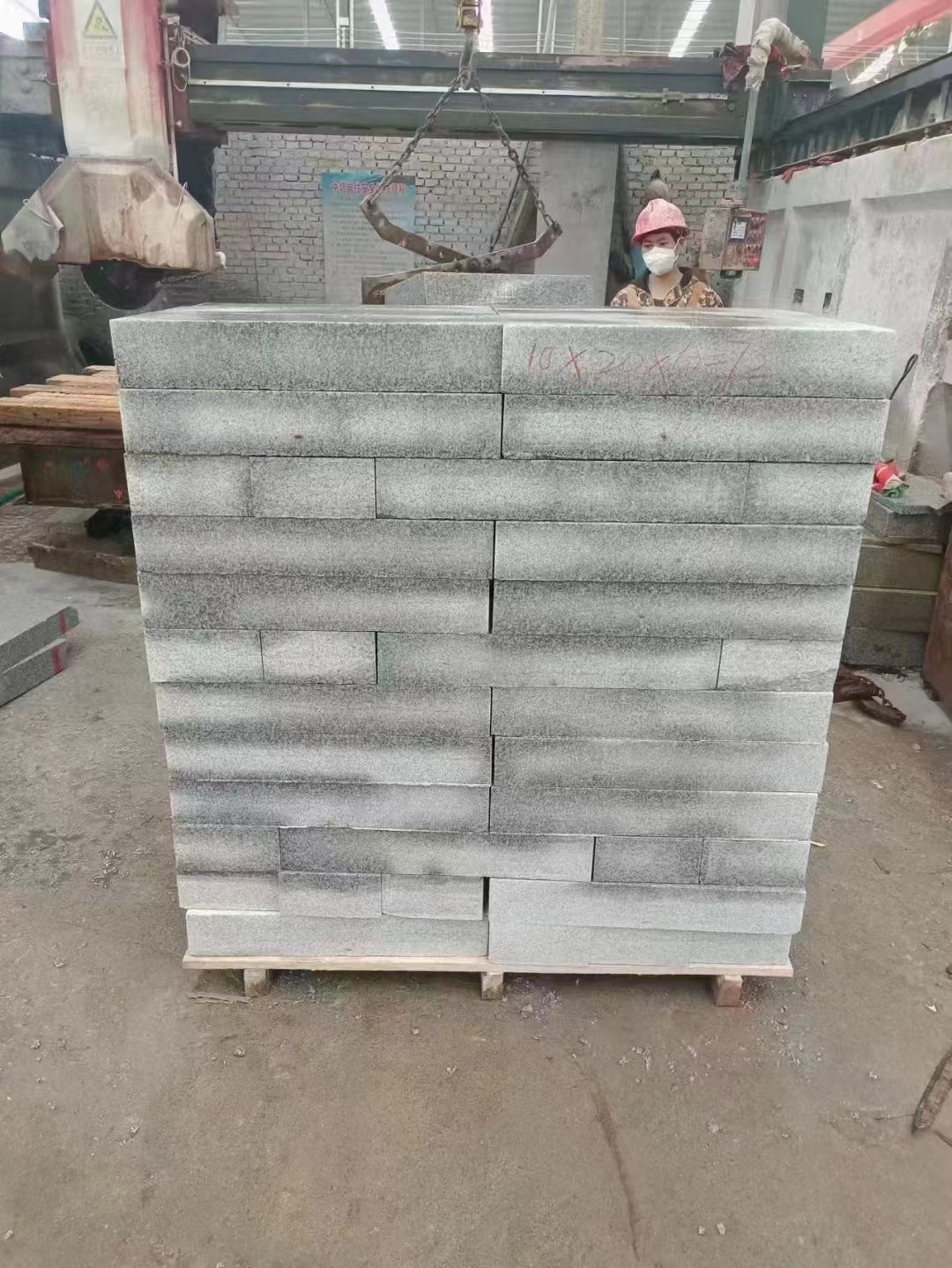 掌握石材拼花保養(yǎng)技巧,精致家居長久如新(圖2) 掌握石材拼花保養(yǎng)技巧,精致家居長久如新(圖2)