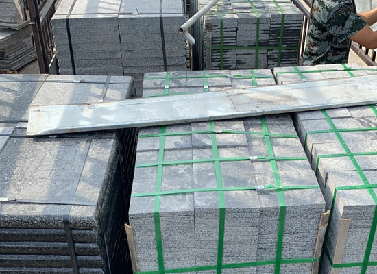 芝麻灰石材價(jià)格走勢分析，決策前不可不看的市場趨勢！(圖1)