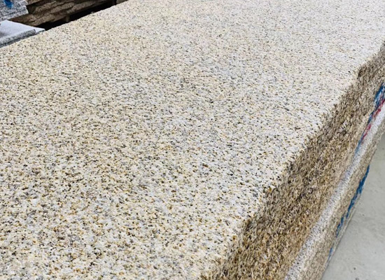 挑選石材，讓芝麻灰石材價格不再高不可攀！(圖1)