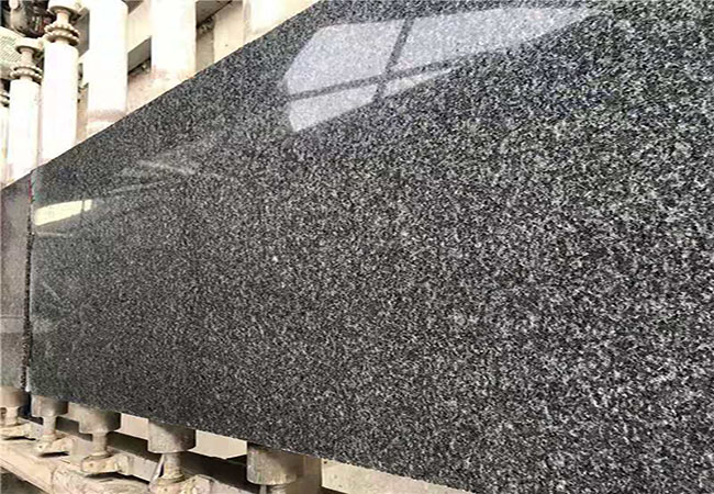 對(duì)抗自然，確保建筑質(zhì)量的選擇——仿石材PC磚(圖1)