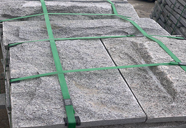 質(zhì)優(yōu)價(jià)格實(shí)惠，仿石材PC磚全方位呈現(xiàn)多面體結(jié)構(gòu)(圖3)