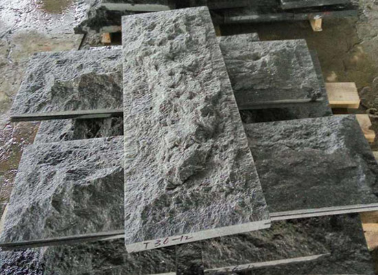 打造時尚居家空間，你需要一款仿石材生態(tài)地鋪石PC磚(圖1)