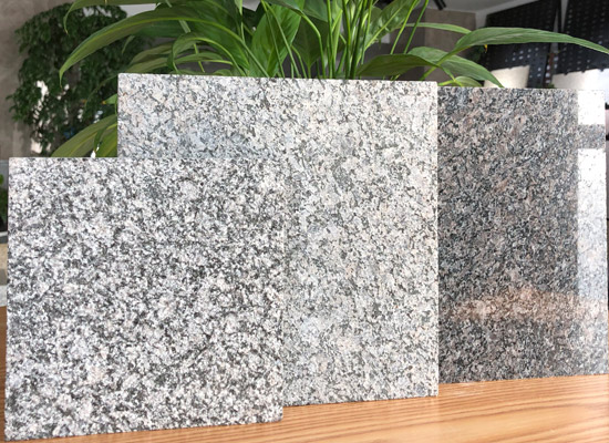 動手DIY，輕松將仿石材生態(tài)地鋪石PC磚鋪就房屋美景(圖3)