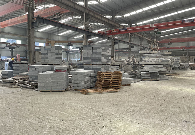 配合建筑裝修搭配，仿石材生態(tài)地鋪石PC磚輕松點亮整個空間(圖1)