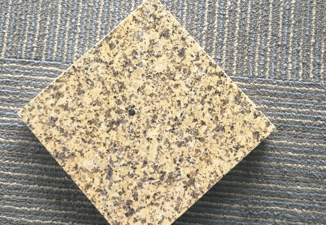 天然石材存在色差樹根紋，是瑕疵嗎(圖1)