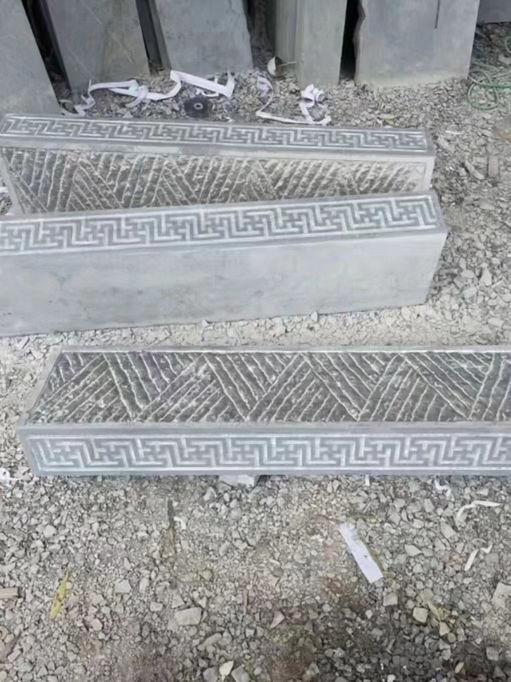 青石地板磚多少錢(qián)(圖1)