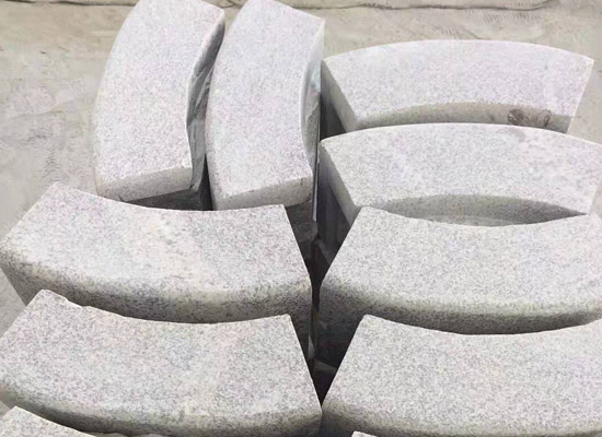 地鋪石材設(shè)計(jì)厚度(圖1)