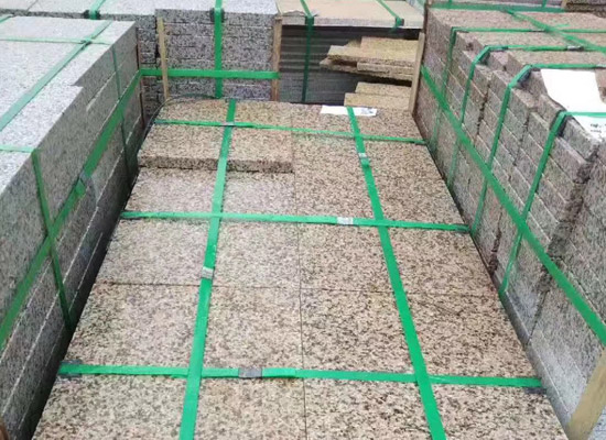 悠閑時(shí)光：黃銹石水景為您營造的休閑雅致空間(圖1)