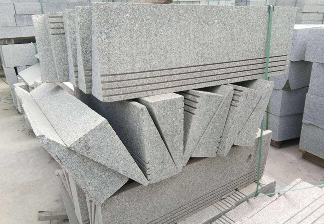 借助石材大理石地面設(shè)計，將家居升華為藝術(shù)品般的存在(圖1)