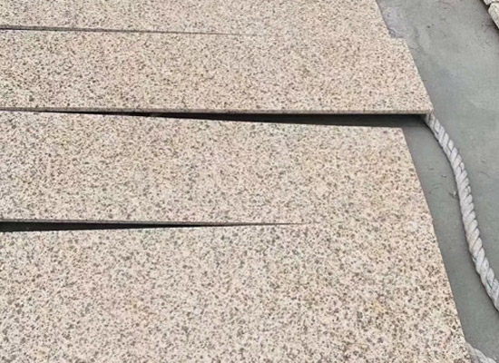 發(fā)揮創(chuàng)意，營造個(gè)性化的大理石地面拼接效果(圖2)