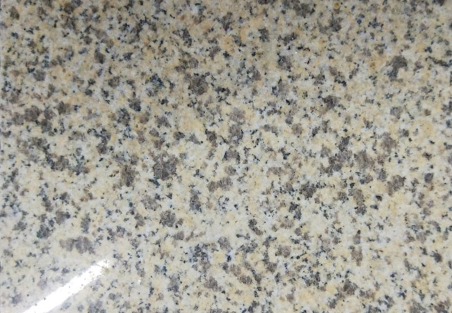 探索黃金麻石材的卓越性能：耐磨、防污、易打理(圖2)