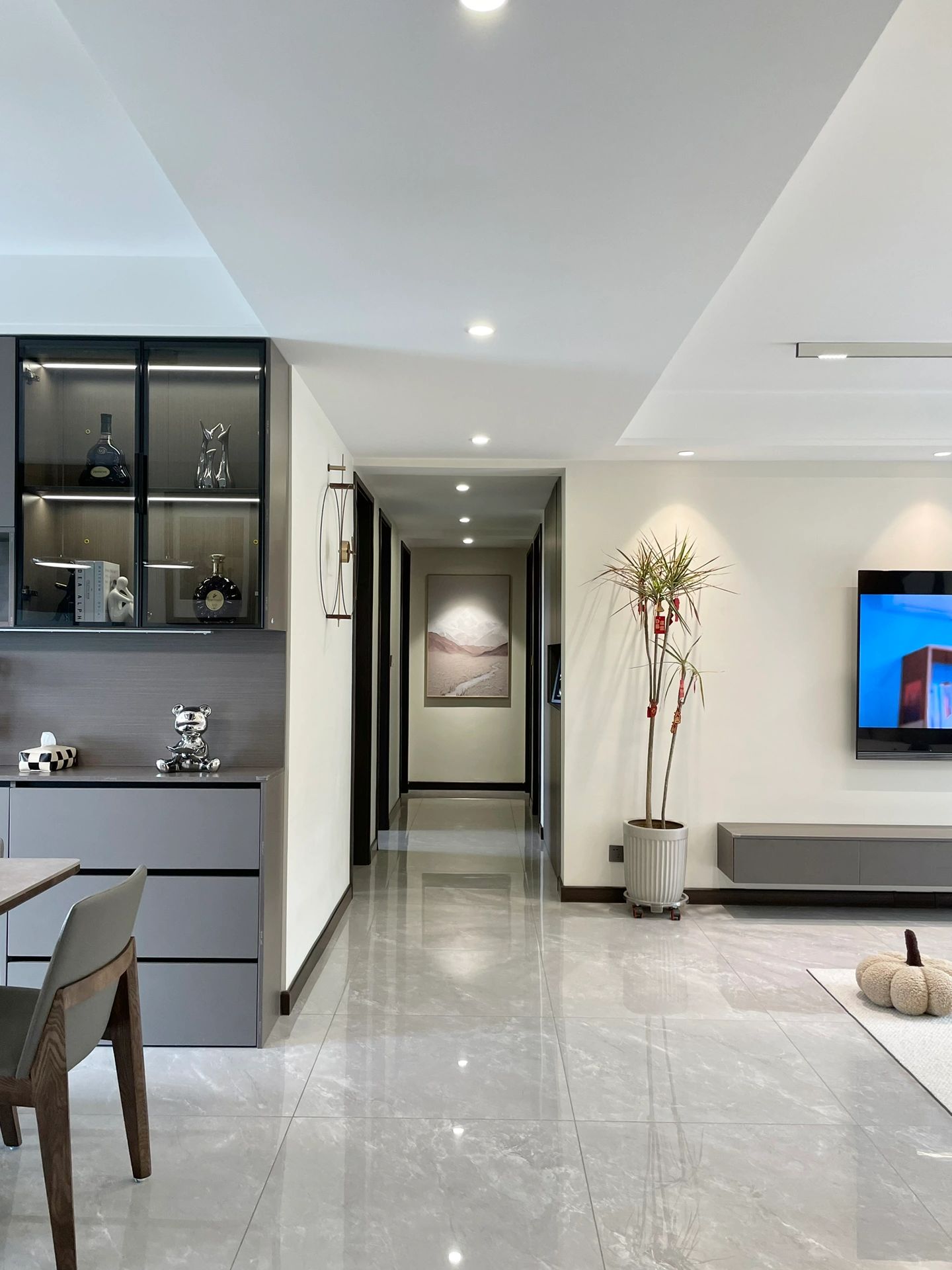 挑選優(yōu)質(zhì)石材，精細加工樓梯踏步，讓您擁有穩(wěn)固的攀升之路(圖2)