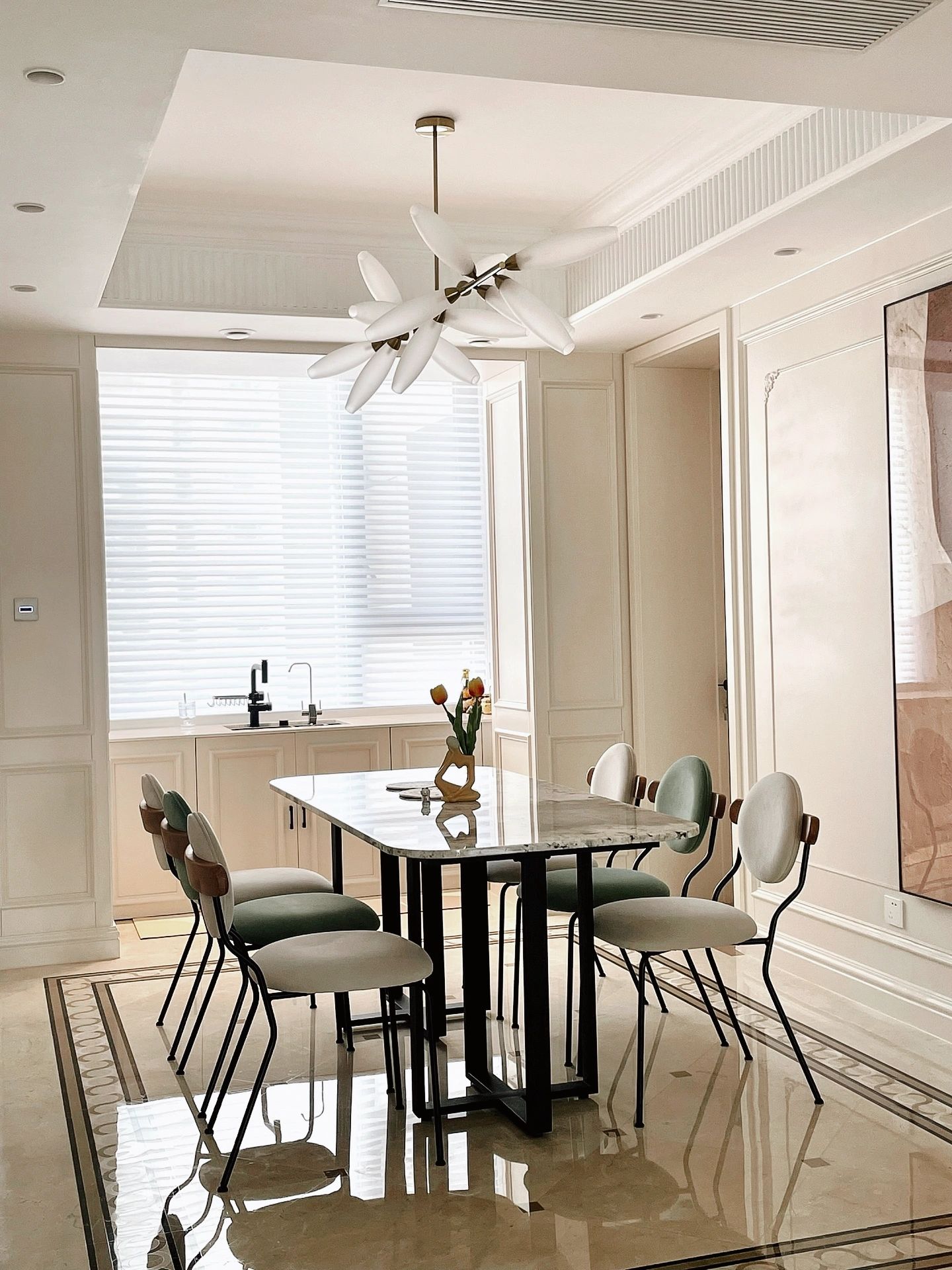 專業(yè)建議:圓弧形石門安裝過程中需要注意的事項(xiàng)(圖2) 專業(yè)建議:圓弧形石門安裝過程中需要注意的事項(xiàng)(圖2)