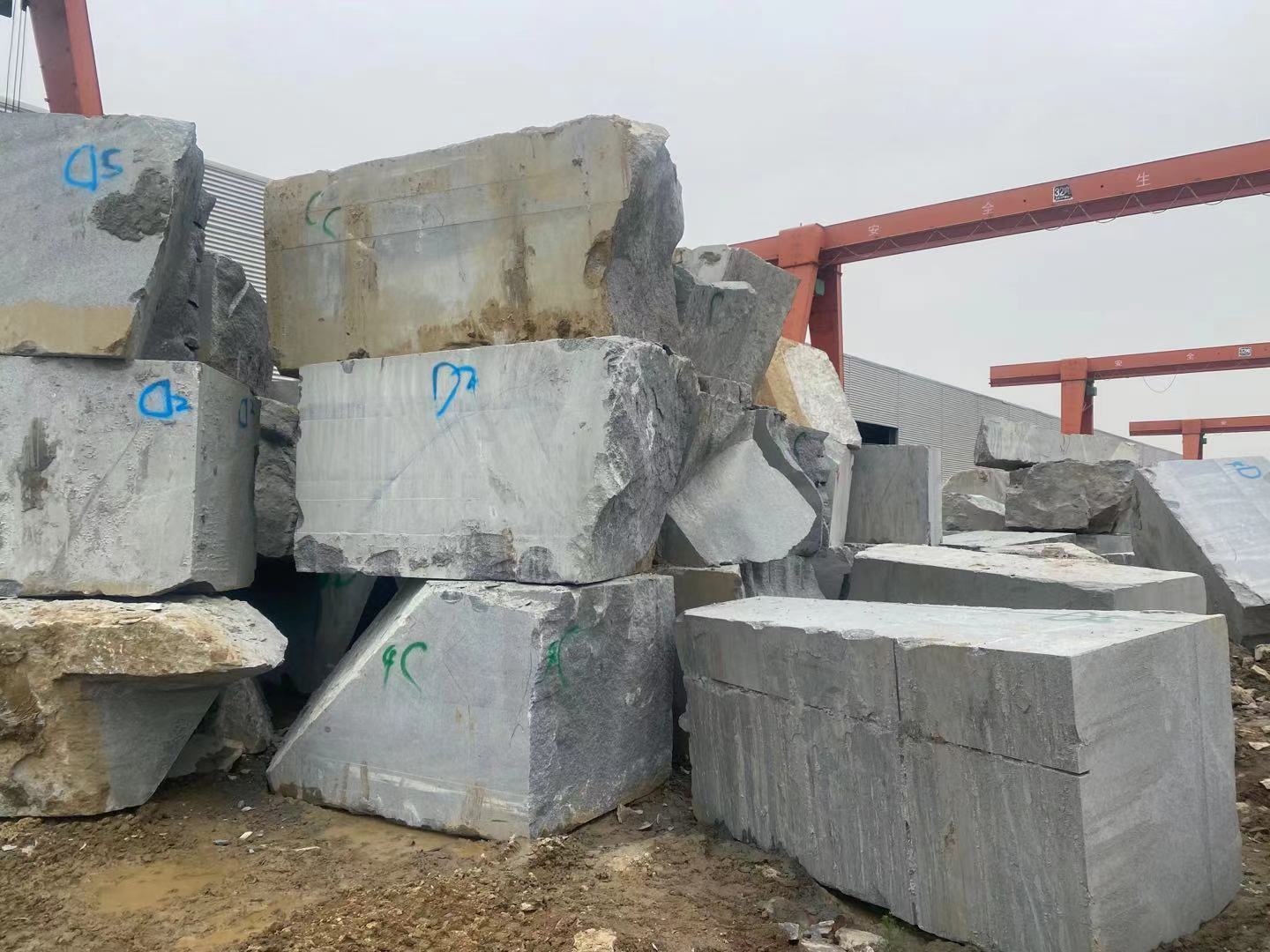 芝麻白花崗巖生產(chǎn)廠(chǎng)家？