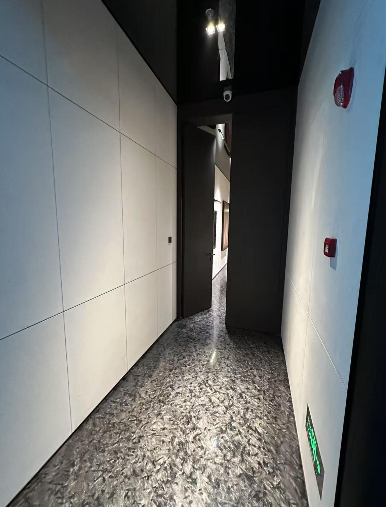 安哥拉黑花崗巖廠家皮革面光面(圖3)