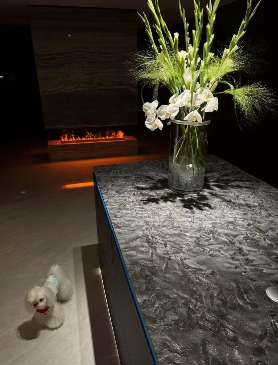 安哥拉黑大理石光面與皮革面在室內(nèi)地面墻面應(yīng)用時(shí)的常見(jiàn)厚度及平整度要求