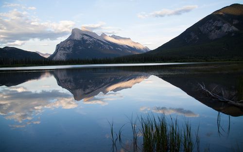 莒紅蒙山紅沂蒙紅外墻干掛高亮度板材