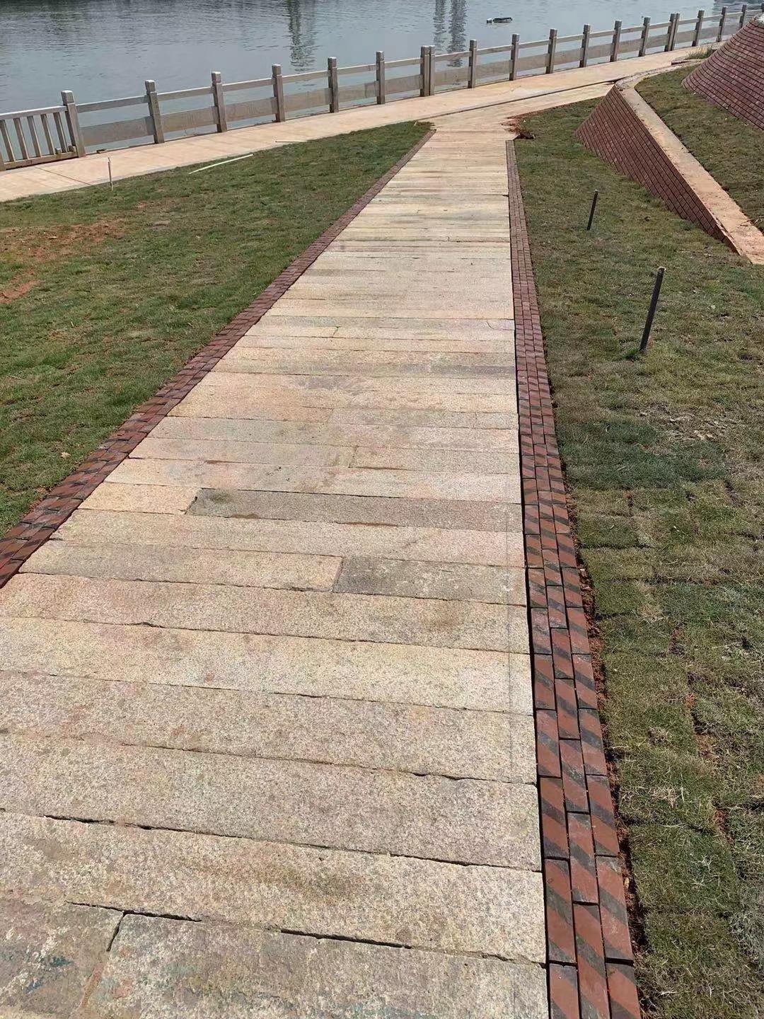 老石板石材價格與規(guī)格關(guān)系