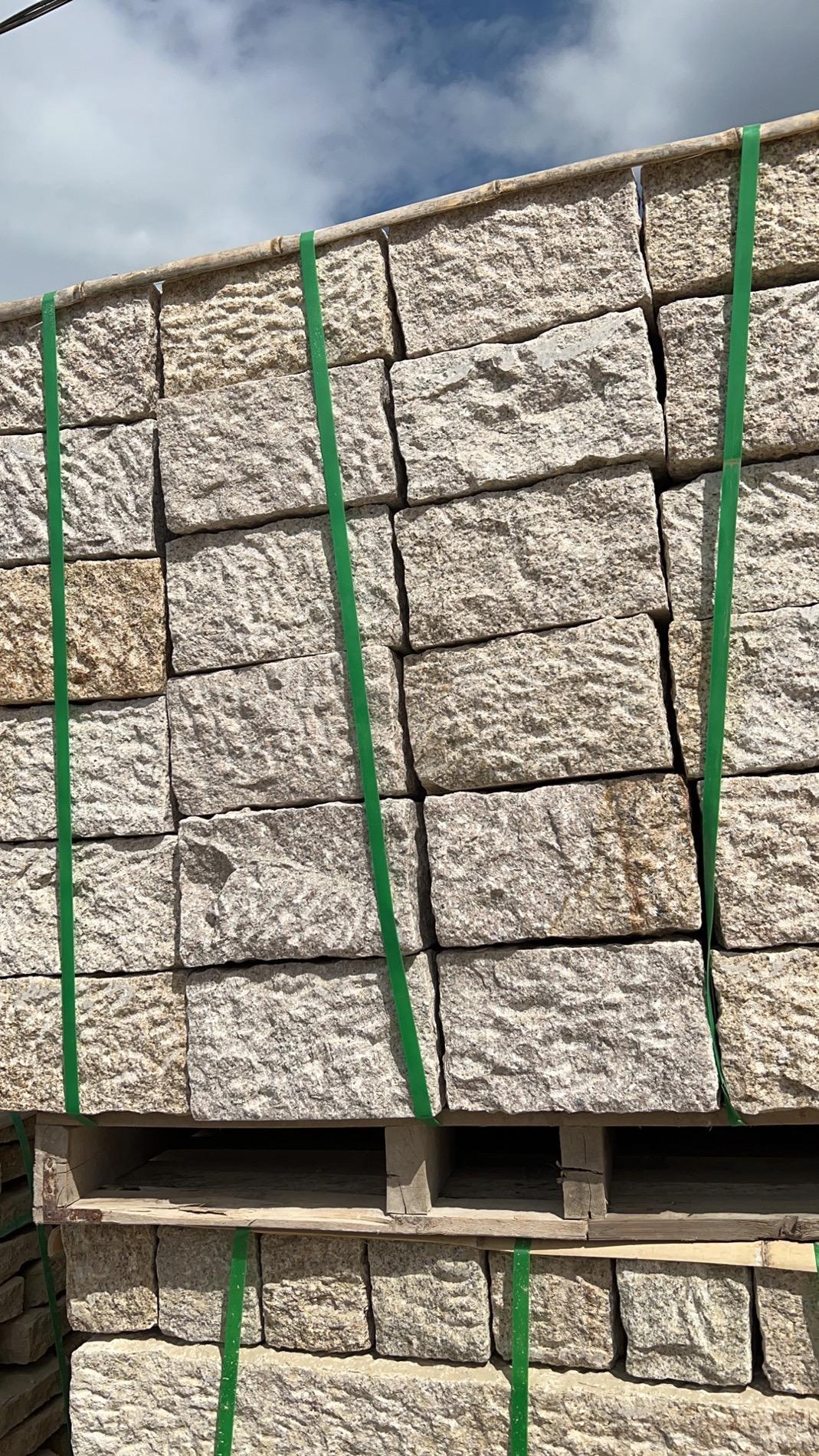 墓碑石材有哪些種類(圖2) 墓碑石材有哪些種類(圖2)