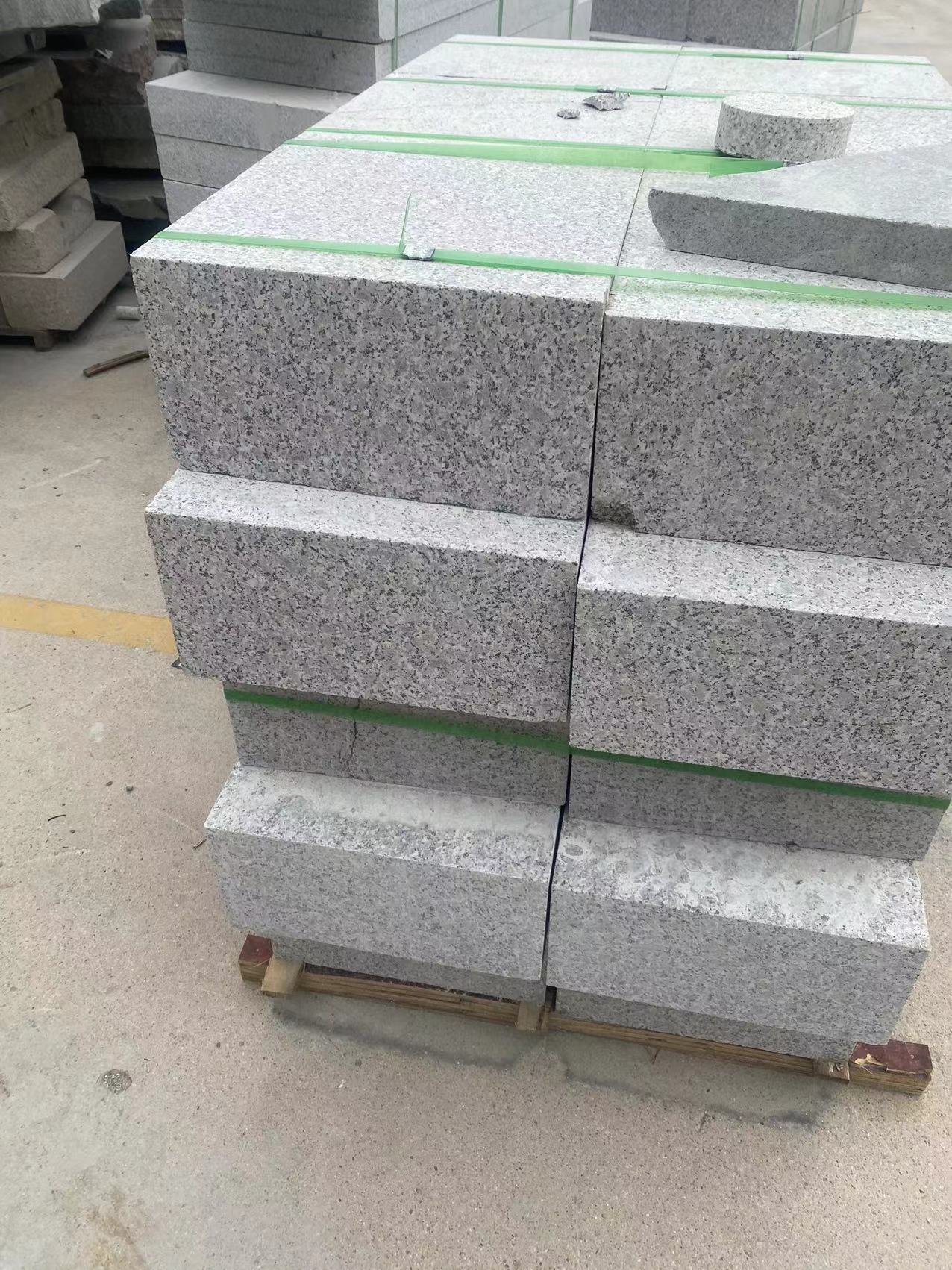 路沿石一塊單價(jià)廠家電話