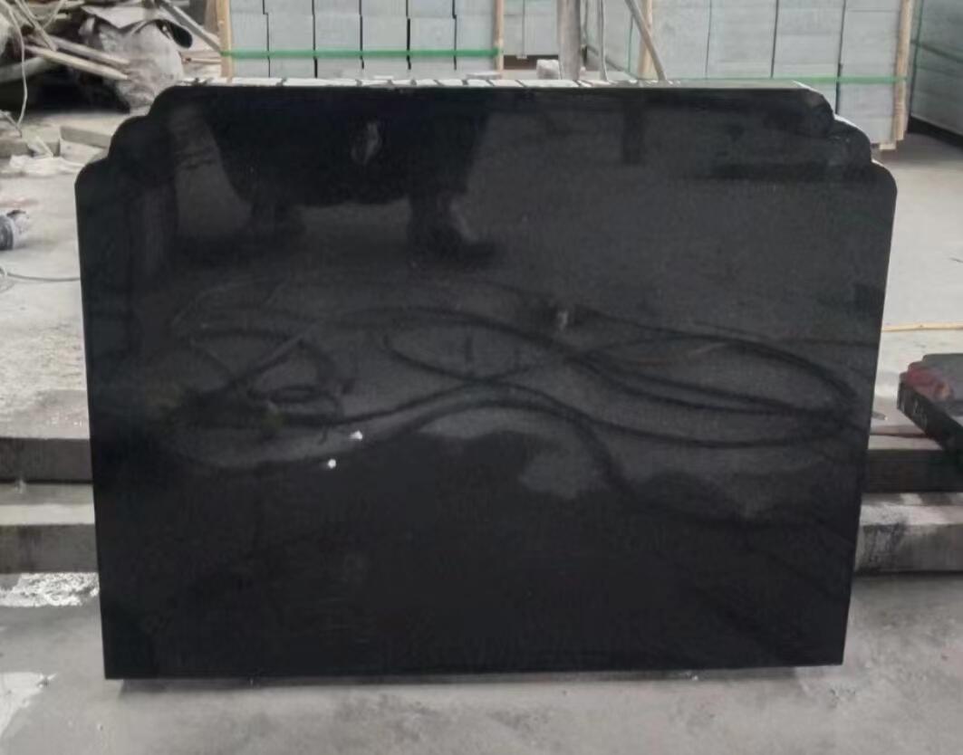 中國(guó)黑石材在戶外墓碑中的耐久性