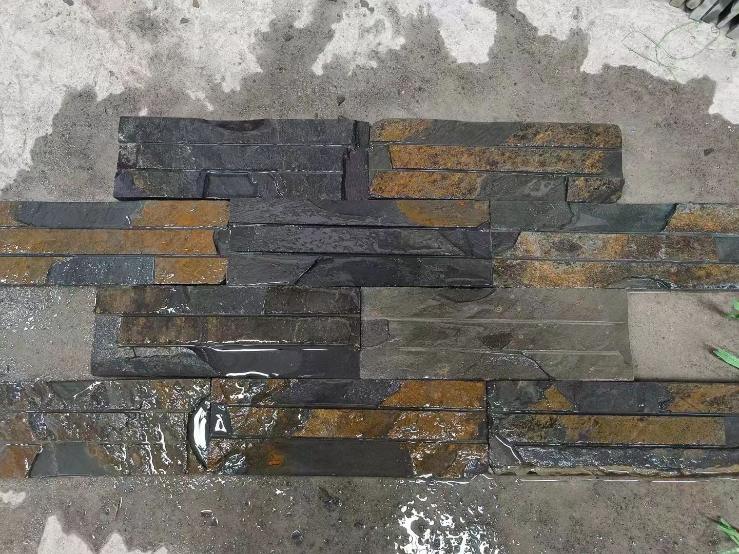 石材加工廠馬蹄石5公分厚產(chǎn)品供應(yīng)(圖2) 石材加工廠馬蹄石5公分厚產(chǎn)品供應(yīng)(圖2)