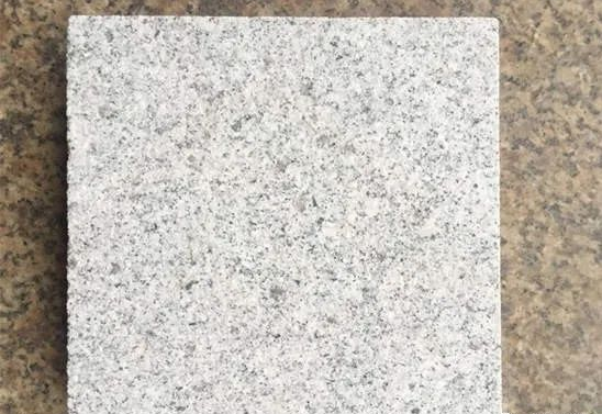 芝麻白花崗巖批發(fā)廠家聯(lián)系電話與供應商