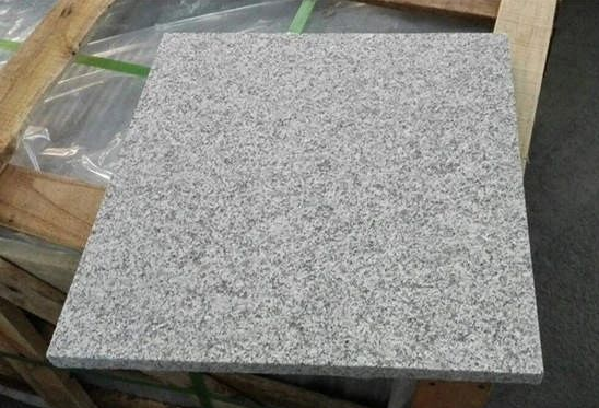 芝麻白花崗巖火燒板光面石材廠家直銷(圖3) 芝麻白花崗巖火燒板光面石材廠家直銷(圖3)