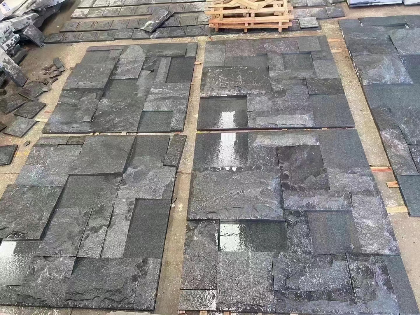 章丘黑地鋪石與馬蹄石用于人行道鋪裝的耐久性對(duì)比