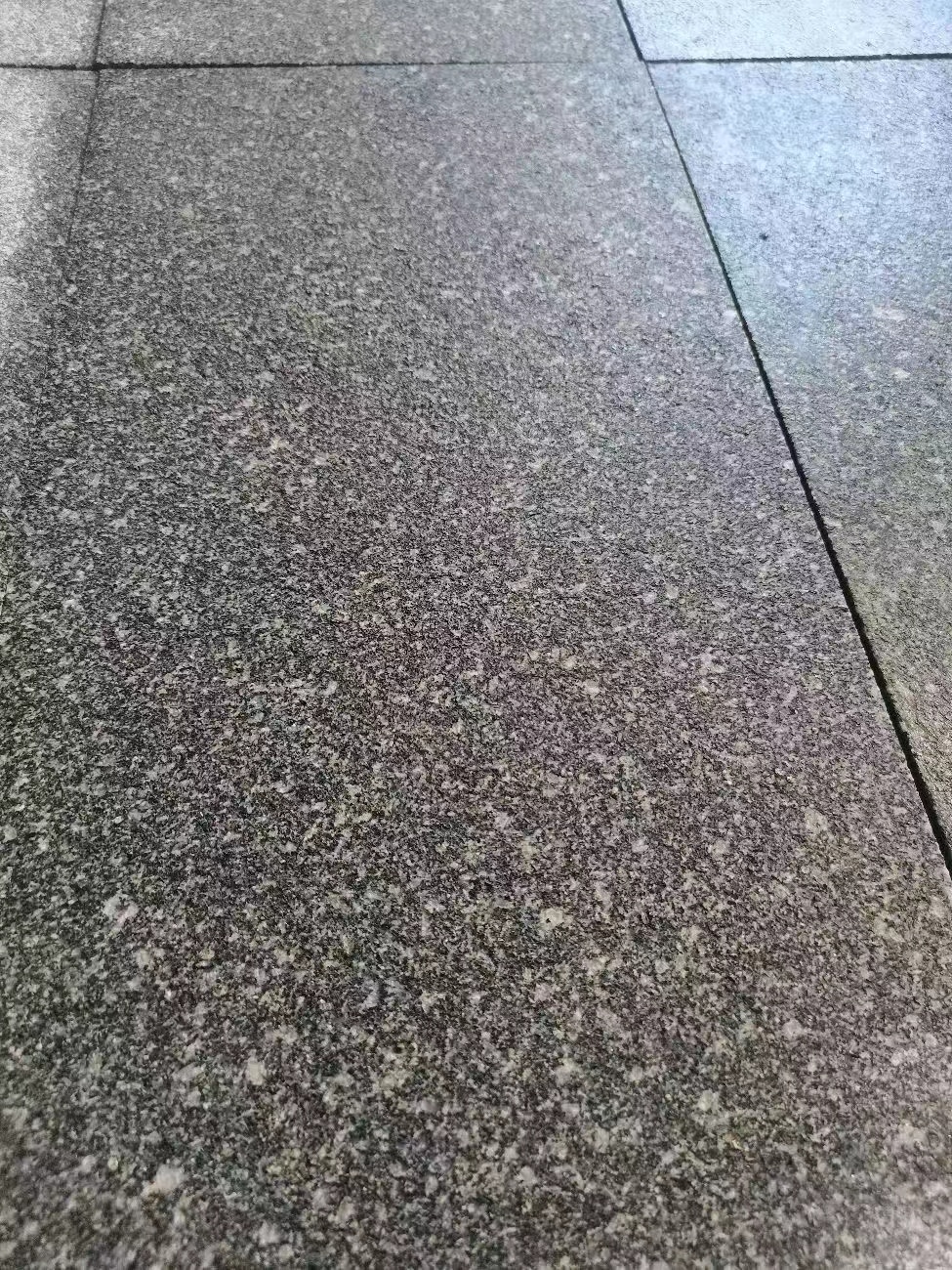 芝麻黑石材價(jià)格多少錢一平方2025最新市場(chǎng)行情分析(圖3)