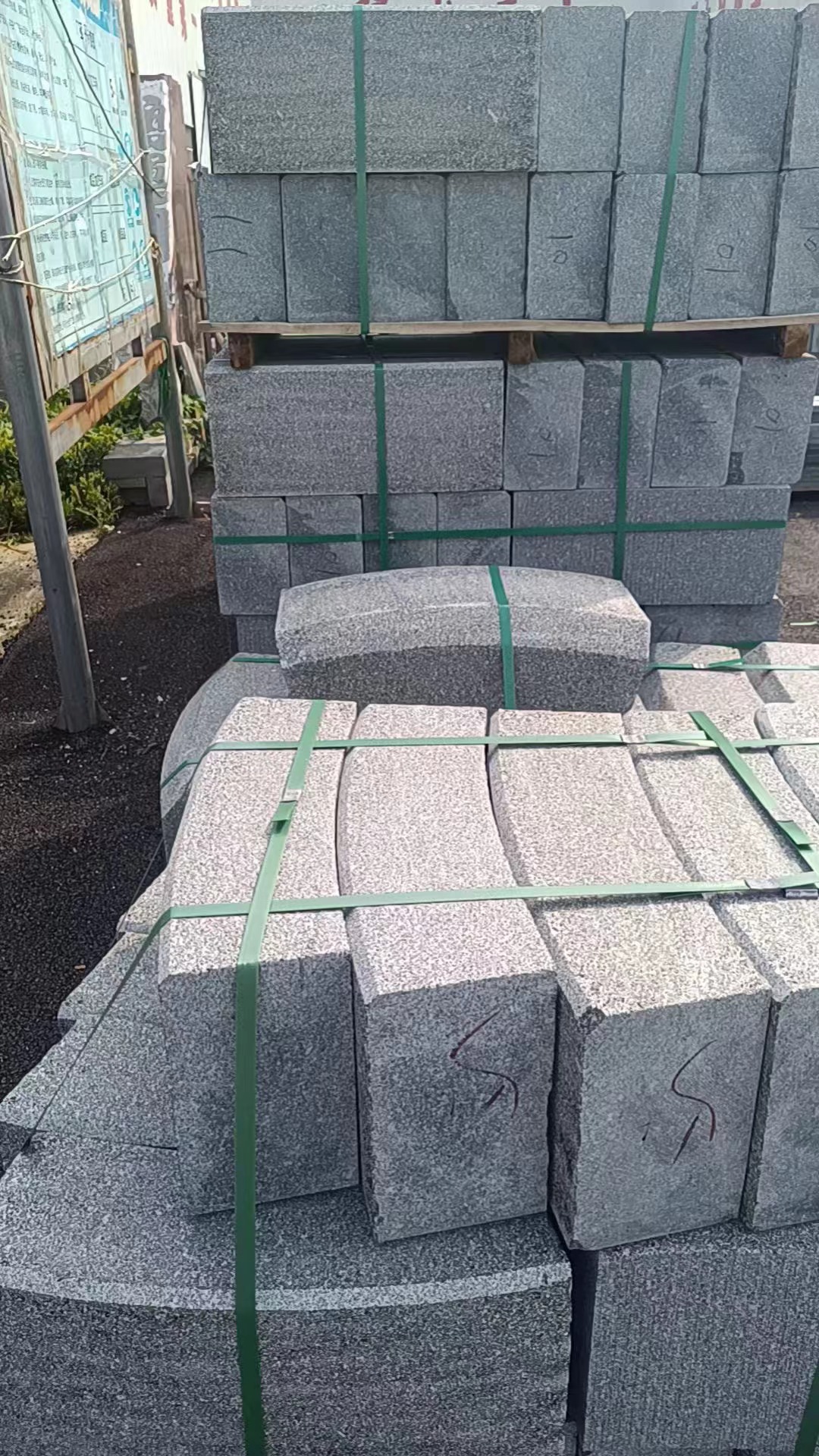 鎮(zhèn)安芝麻白石材(圖2) 鎮(zhèn)安芝麻白石材(圖2)