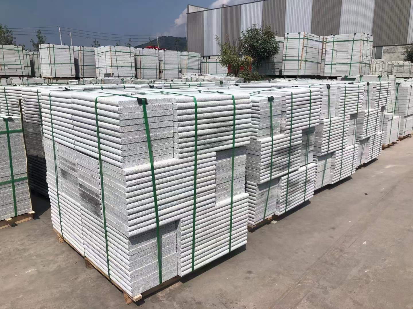 芝麻灰花崗巖廠家灰色大理石供應商批發(fā)電話(圖2)