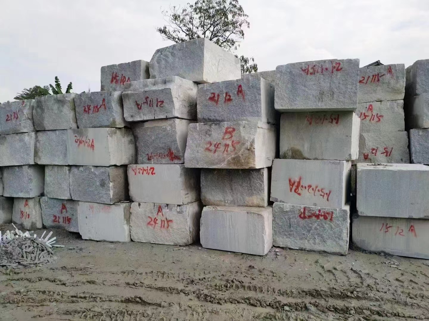 芝麻灰花崗巖生產(chǎn)廠家批發(fā)(圖2)