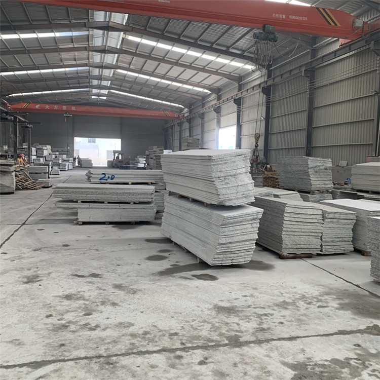 芝麻灰拋光面花崗石塊價(jià)格