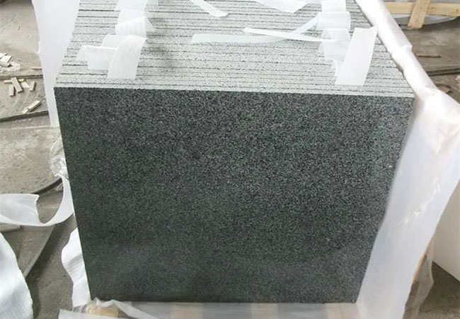 石材電解、染色、提銹會褪色嗎？