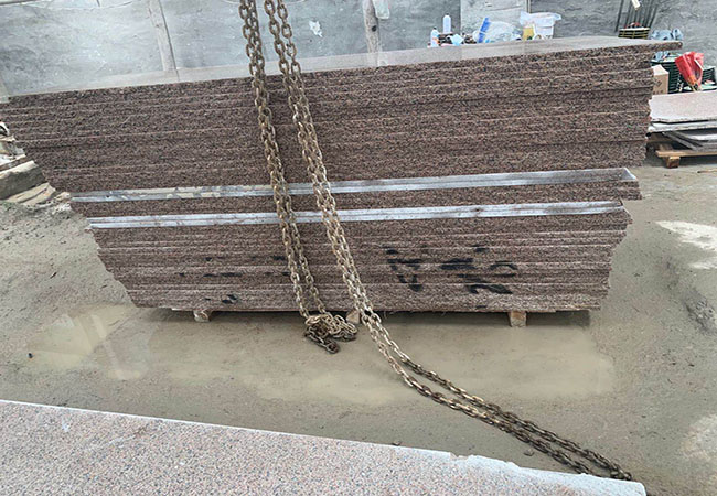 不同表面處理（拋光、啞光、荔枝面）對石材性能的影響