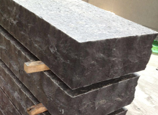 雄安石材批發(fā)市場涵蓋外墻干掛與鋪裝用材(圖4) 雄安石材批發(fā)市場涵蓋外墻干掛與鋪裝用材(圖4)