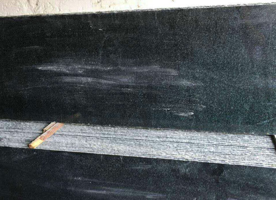 芝麻黑花崗巖廠家電話石材價格具體信息