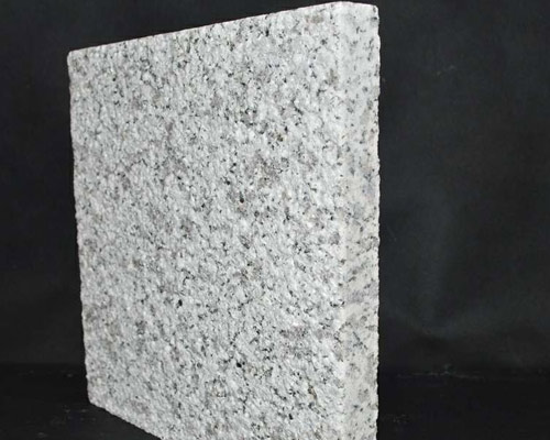 「工藝不止于技術(shù)，石材橋欄桿加工背后的匠心藝術(shù)」