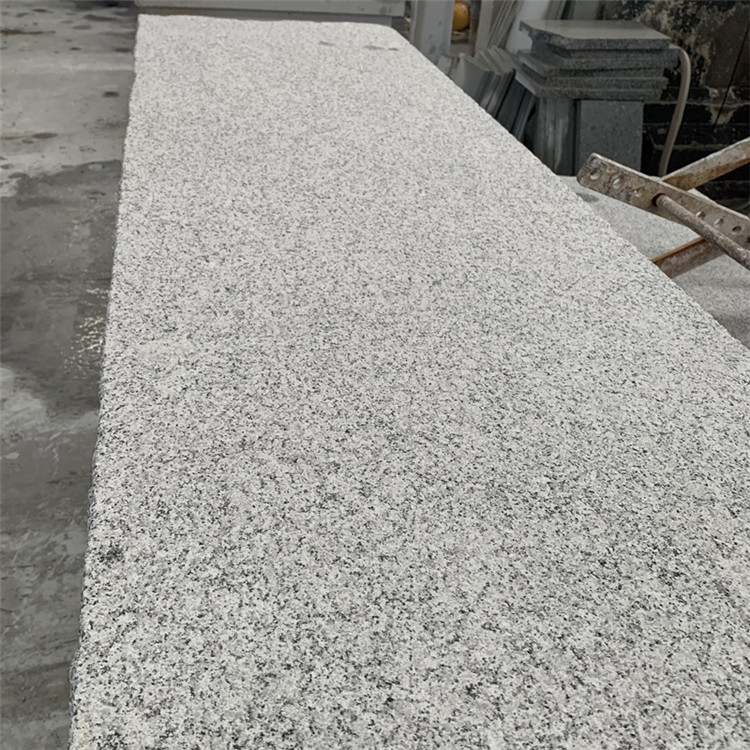 山東燒面芝麻灰花崗巖價(jià)格多少(圖1)
