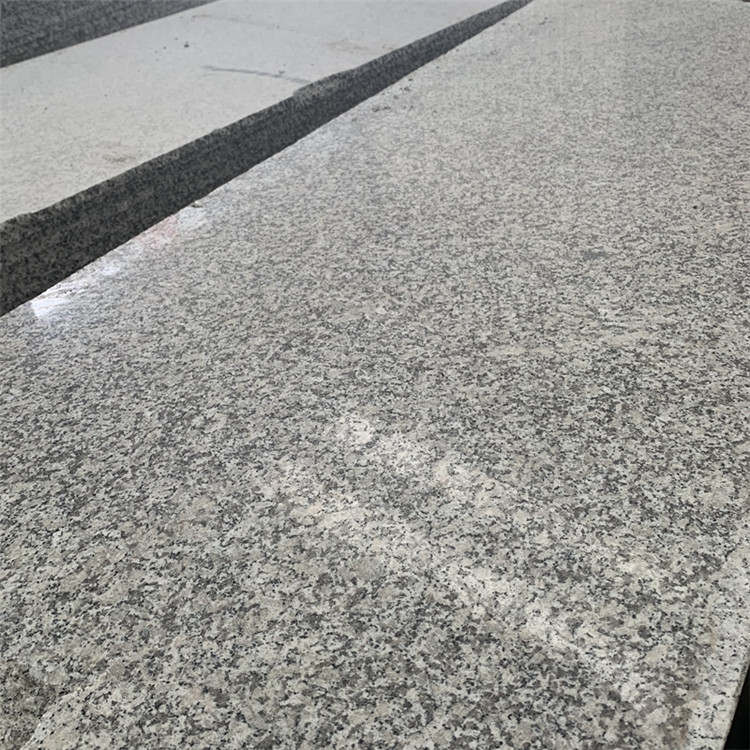 花園小院隱私:既開放又私密的設(shè)計(jì)方案(圖4) 花園小院隱私:既開放又私密的設(shè)計(jì)方案(圖4)