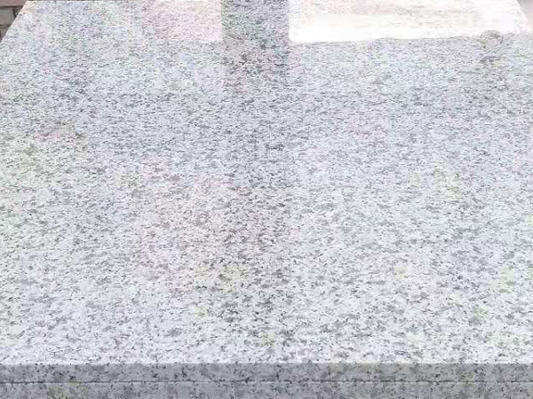 芝麻白花崗石單價多少？