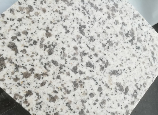 為何有些背景墻看起來總是缺乏設(shè)計(jì)感？