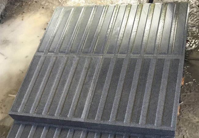 芝麻黑導(dǎo)盲磚價(jià)格如何多少