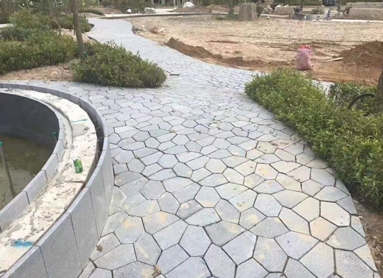 雄安新區(qū)石材廠家提供荒料切割與異形加工服務(圖4) 雄安新區(qū)石材廠家提供荒料切割與異形加工服務(圖4)