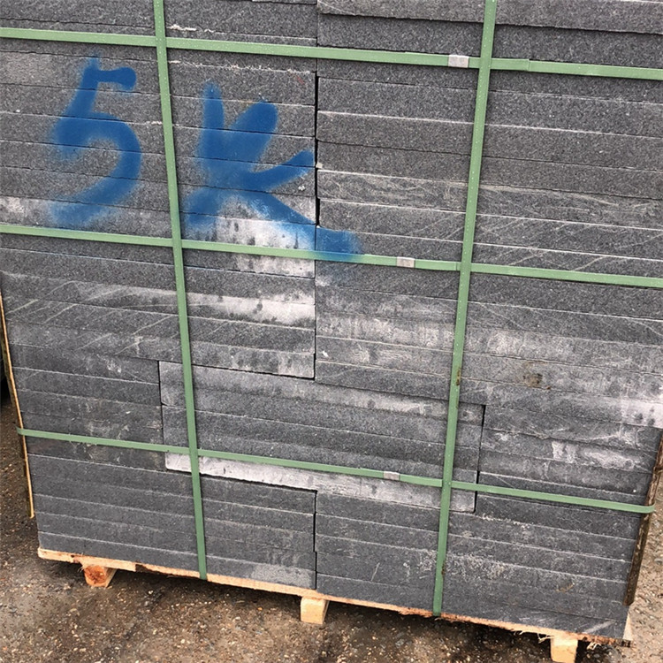 外墻干掛石材接縫密封膠選用與打膠環(huán)境溫濕度條件