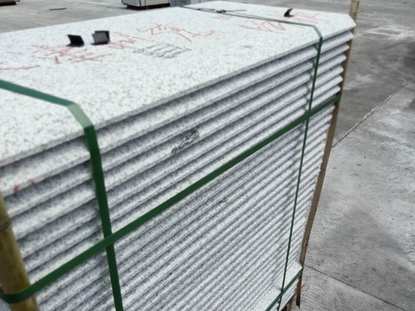 大理石在極端氣候下能撐多久？南極科考站的意外發(fā)現(xiàn)