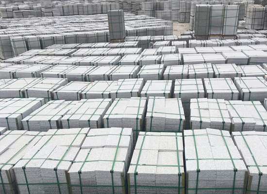 山東嘉祥青石路沿石，路緣石，道沿石，路側(cè)石