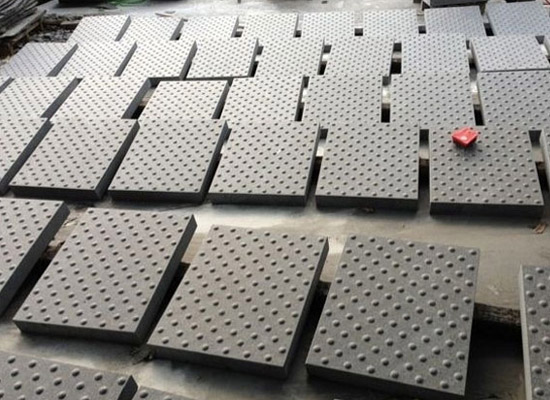 小快石鋪裝如何正確預(yù)留縫隙避免后期問題(圖2)