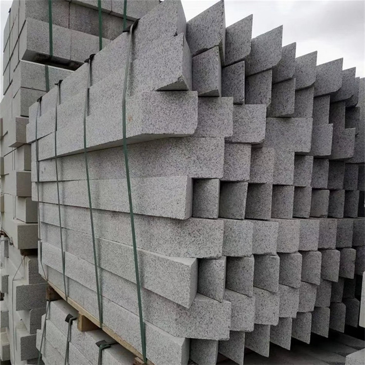 低價芝麻灰路沿石